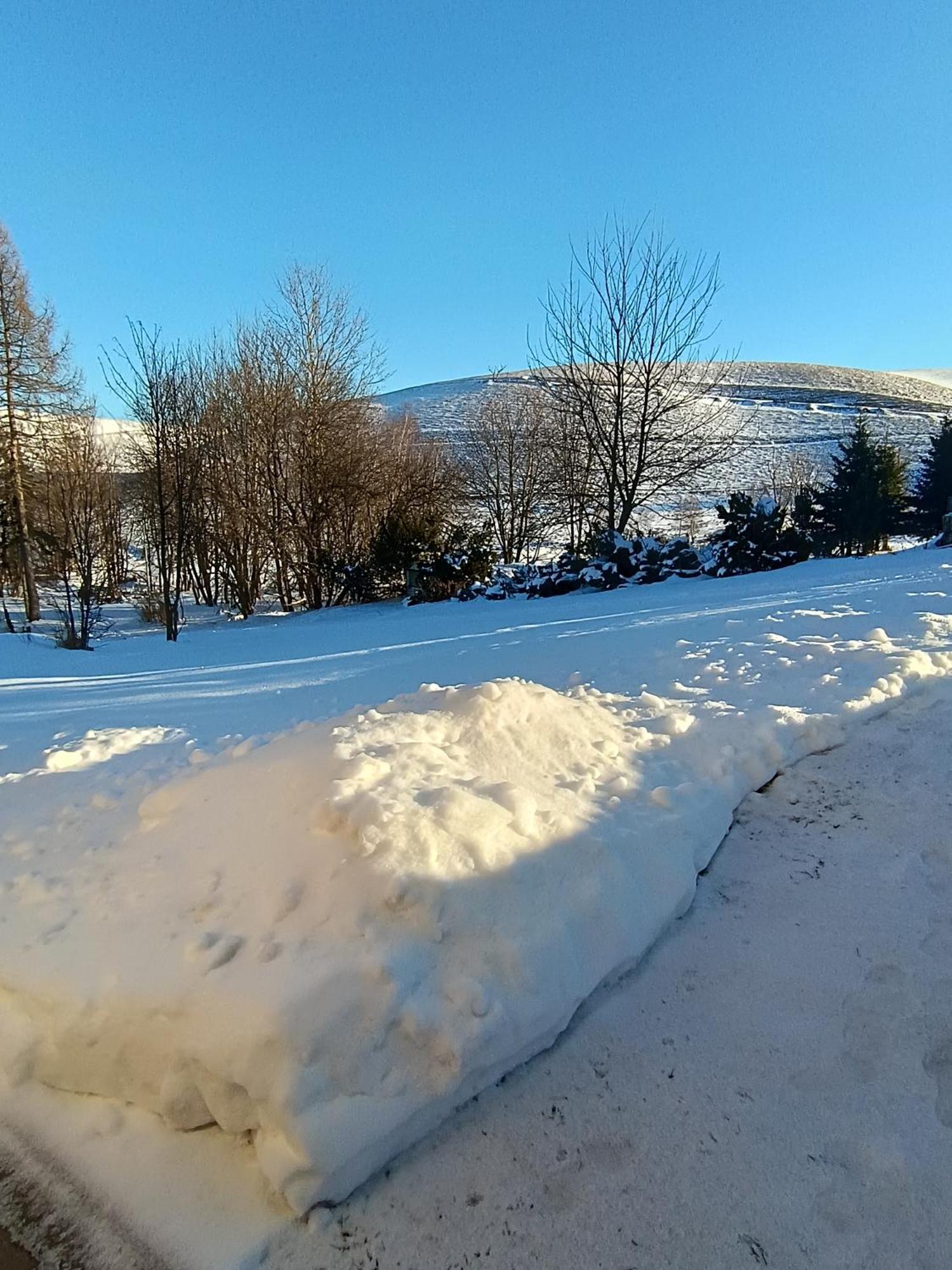 Holiday Home Moldava Экстерьер фото