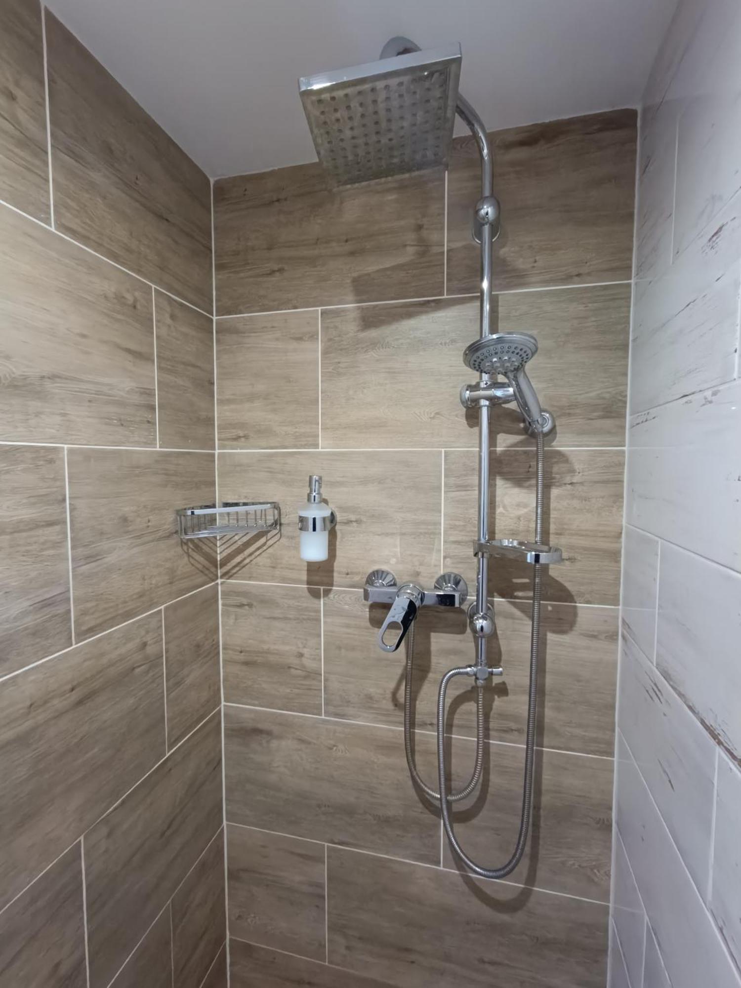 Holiday Home Moldava Экстерьер фото